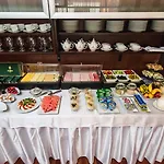 Boutique Bristol Hotel