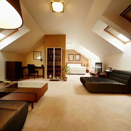 Boutique Bristol Отель Кошице
