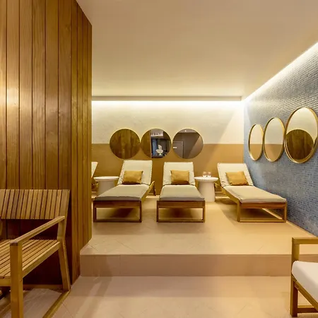 Szálloda Boutique Bristol 4*