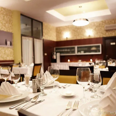 Szálloda Boutique Bristol 4*