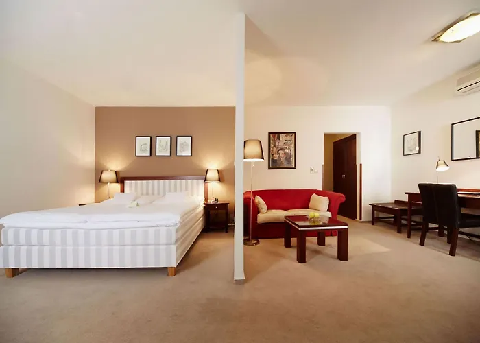 Szálloda Boutique Bristol 4*