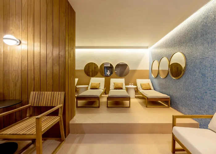 Szálloda Boutique Bristol 4*